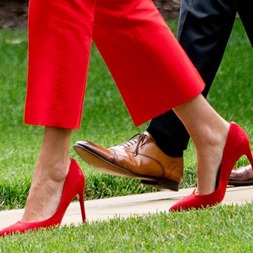 New Sandro Red Suede Pumps heels shoe size 7.5 , 6.5 - Picture 2 of 14